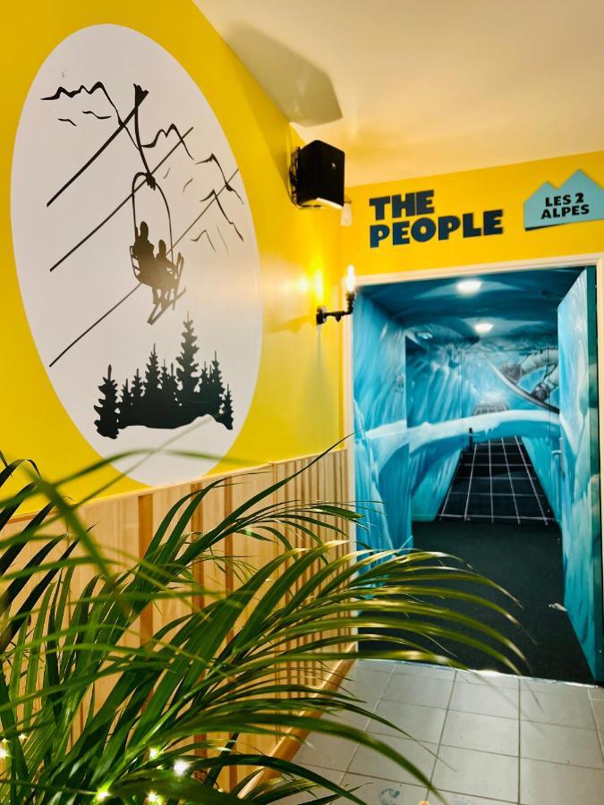 The People - Les 2 Alpes Hotel Les Deux Alpes Exterior photo